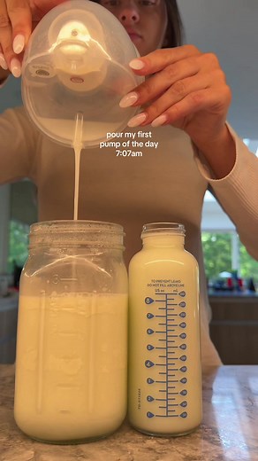 First Pump of the Day: Morning Breast Pump Routine at 7:07am