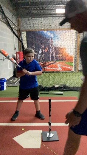 ⚾️Turn work with a slot band! ⚾️ Setting the ball deeper just to focus on the turn and barrel depth. Pausing at contact in a good Palm up Palm down position!! #baseball #youth #work #drills @baseballnotes @teeclaw | The Ultimate Swing | Facebook