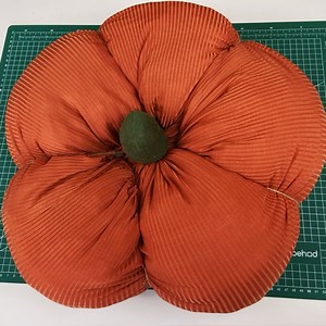 40K views · 553 reactions | ✂️How about a pumpkin from trousers, a decorative idea with you #sewing #diy | Knitting & Crochet World | Facebook