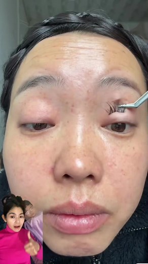 Make-up Tutorial: Expert Techniques for Eye and Nose