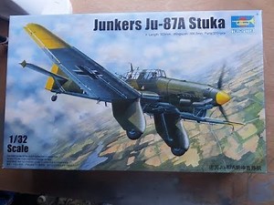 Trumpeter 1/32 Junkers Ju-87A Stuka Video Build Part 1