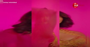 Rashami Desai ने पिंक साड़ी और मोतियों के ब्लाउज में लूटा लड़कों का चैन, गिराया बदन से पल्लू