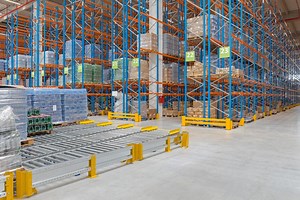 [Hot Item] Warehouse Storage Shelving Storage Systems Customizable Designs Selective Racking System