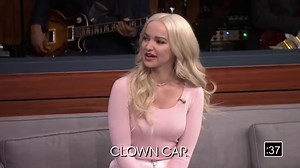 Jimmy Fallon Plays Virtual Reality Pictionary With Dove Cameron, Michael Che and Scarlett Johansson