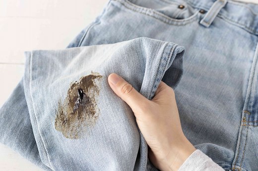 How to Remove Tar Stains From Clothes.