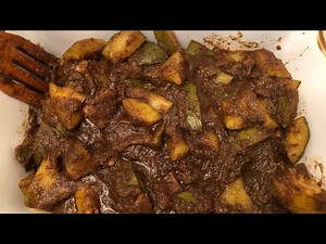 How to make hot, sweet and savoury mango achar