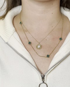 Stack your necklaces like a pro 📿🧡 | Sweet Memories - Gamology