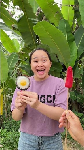 The challenge: Guess the different types of candy with big chili peppers. | #tittv