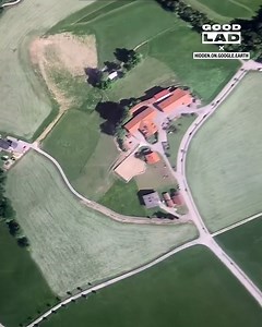 Google Earth sees everything 😱😂 | GOODLAD