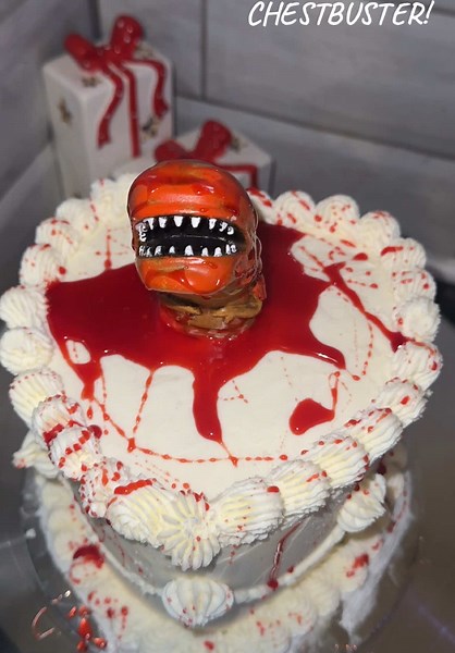 Delicious Xenomorph Cake for Alien Fans