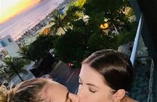cara delevingne ashley benson kiss lesbian girlfriend kissing nude kisses valentine model cause instagram caradelevingne