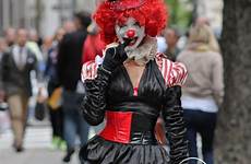 clown clowns flattering helps creepy wtf 157p mask behind