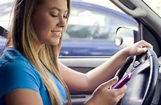 driving texting while drivers young female girl teen susceptible most finds study has