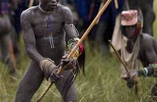 tribe tribes suri ethiopia donga ethiopian tribesmen fights fighters surma lafforgue