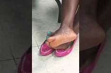 feet mature ebony crossed rubbing lady
