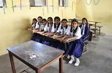 schoolgirls colegialas klaslokaal indiane scolare schoolmeisjes indische indiańskie uczennicy indias mysore