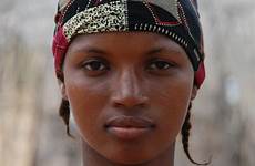 fulani tribe tribes mbororo nomadic nigeria wodaabe gerewol γυναίκες braids tripdownmemorylane kwekudee cultivate festival