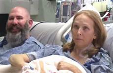 wife kidney donates man
