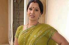 telugu actress saree desi ragini tv hot indian aunty housewife navel masala sexy south auntie cleavage mallu serial her show