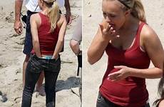 her hayden panettiere butt smell pants smells why wedgie down addicted funny scratch ass girls finger lick scratching picking hand