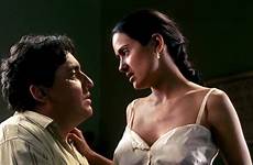 frida hayek salma movie 2002 kahlo molina alfred review mexican screen