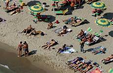 spiaggia naturismo nudismo