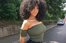dyme amirah curly hermosas amirahdyme thicc gorgeous negras alina mujer lvst negra raza preciosas curvas atractivas hembras bellas africanas eporner
