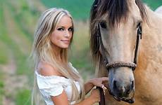 girls beautiful country cowgirl girl hot horses horse sexy cowgirls women horseback cowboy look southern model american farm western picdump