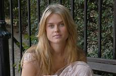 alice eve hot park feet wikifeet bench sitting wallpaper beautiful barefoot sexy trends womens fashion wallpapers comments picture pretty imgur