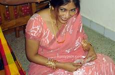 aunty aunties hot indian nude mallu marriage bhabhi blogthis email twitter actress wallpapers