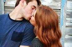 kiss couple love boyfriend kissing girlfriend cute hair red couples cuddling boyfriends video