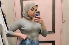jeans hijab arab women girls girl pants booty muslim hijabi madani hanny sexy allah abdullah fashion choose board hot when