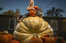 pumpkin biggest giant growing story