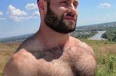 beefy cubs männer bearded kerle behaarte muskulöse athletisch heiße brust