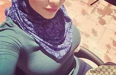 hijab twitter arab hijabi girl girls beauty hijabista women arabian choose board tweets