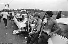 woodstock festival music 1969 69 cars rock wolman baron iconic summer photographer fair bathing group most men women love fashions