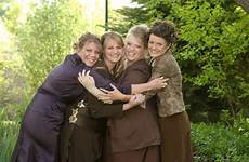 sister polygamy meri robyn janelle tlc kody crowd giving sisterwives browns bryant livingston fernsehserien ferien