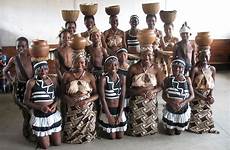 zimbabwe shona people african traditional clothing women africa culture dance tribe fashion history zimbabwean facts wedding outfits ladies dresses population
