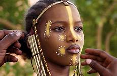 fulani africana tribus beleza tribes belleza africanas braids mujeres africans maquiagem culturas retratos anthropology nuberoja maquillaje pele rostros diaspora iseo58