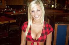 twin peaks waitress waitresses nude hot hooters girls girl restaurant blonde sexy barmaid naked say never big tits very chicks