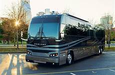 tour buses bus taylor swift celebrity rent trip road summer luxury hemphill night 2k beyonce travel brothers now another used
