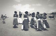 ashenda dancing girls abyssinian ethiopian girl uploaded user ethiopia