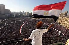 arabische lente egiziana rivoluzione revisited libanon infranto sogno tahrir iari