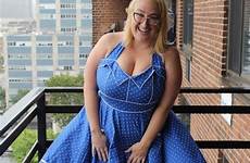 vintage dresses fashion curvy plus size style outfits dress figure girls frock well models