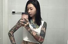 tatuadas tattoo lina ahn joyas vikingas geisha femeninos tattoed inked artistas casio reloj asiática