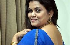 aunty minu hot kurian actress saree indian blouse masala mallu meenu malayali kuriyan bangladeshi nude mature kurien collection back desi