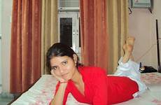 hot punjabi kudi bedroom desi girl sexy girls shalwar housewife sleep ready wallpapers