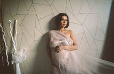 boudoir pregnancy sexy maternity photography portraiture mama april touch ms