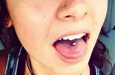 tongue tumblr ring