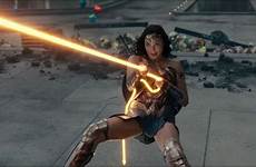 lasso wonder woman truth anyday she me wallpapers comments wallpaper